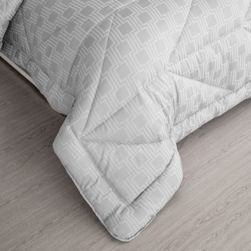 White Cottage Lightweight Ready To Use Quilt, Comforter - Image 66