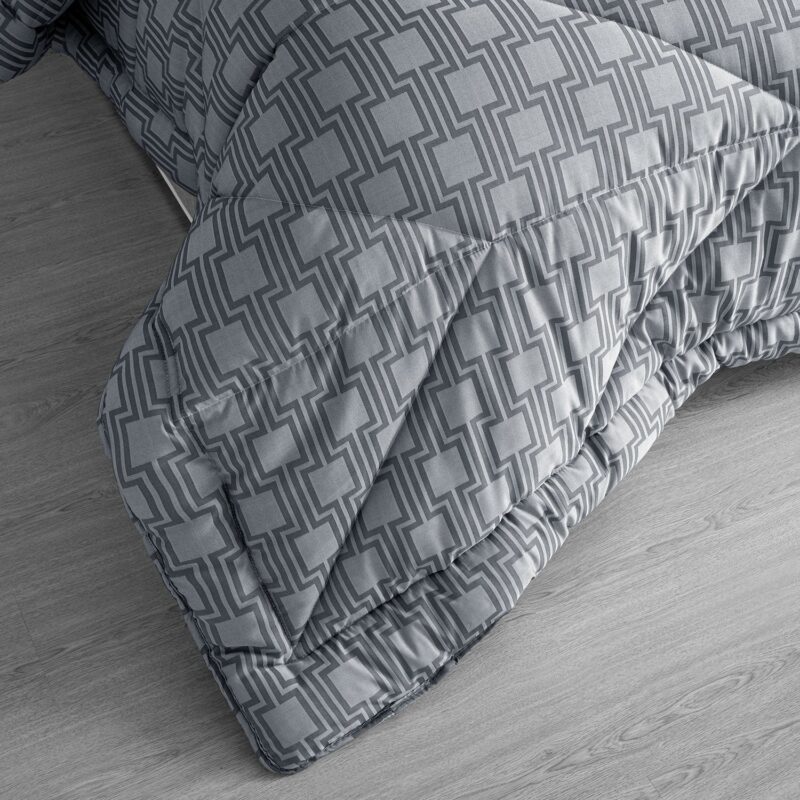 White Cottage Lightweight Ready To Use Quilt, Comforter - Image 79